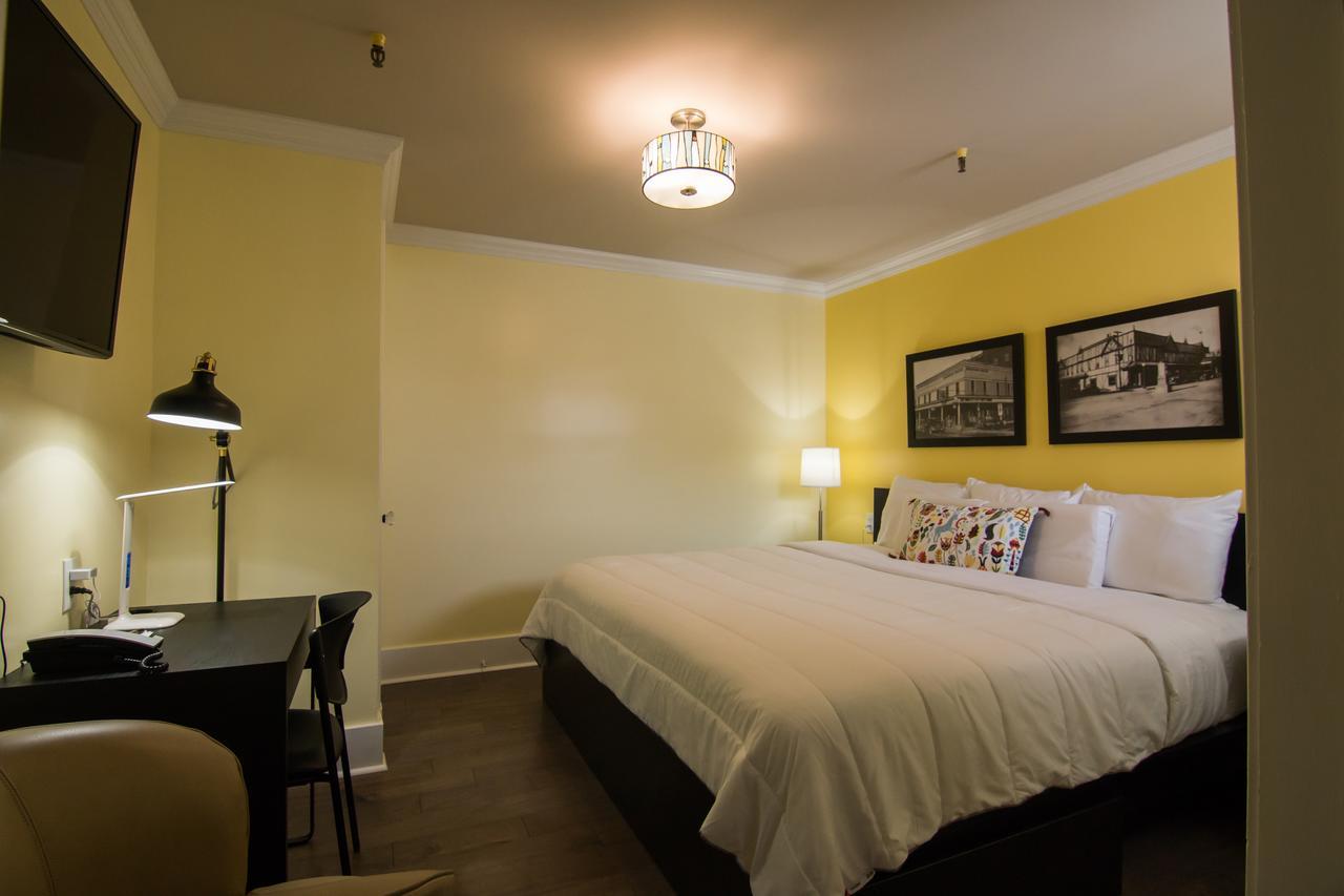 The Sherman Inn Batesville Extérieur photo